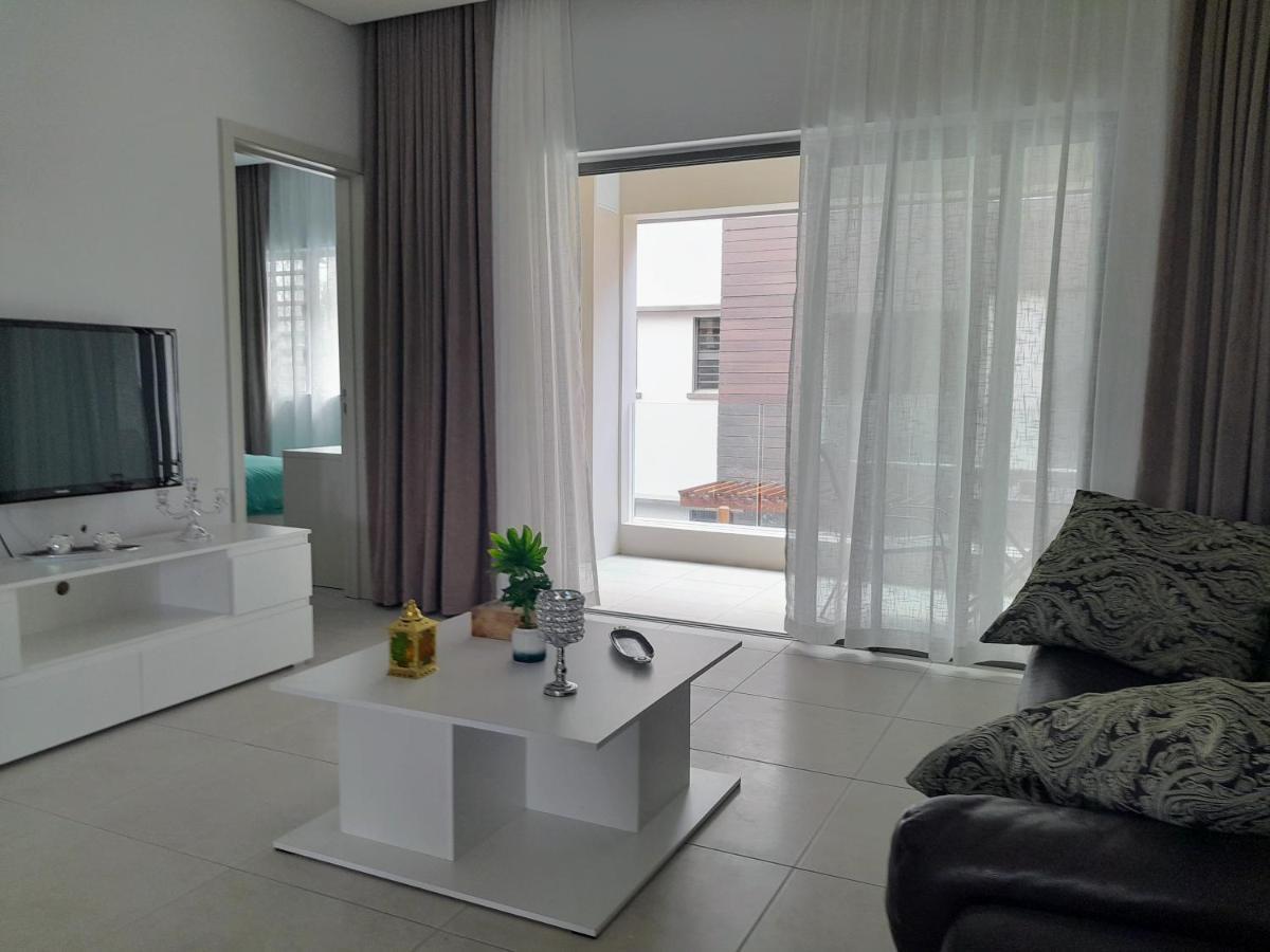Appt Neuf De 2Ch Ds Residence Avec Piscine, Route Cotiere Grand Baie Exterior foto
