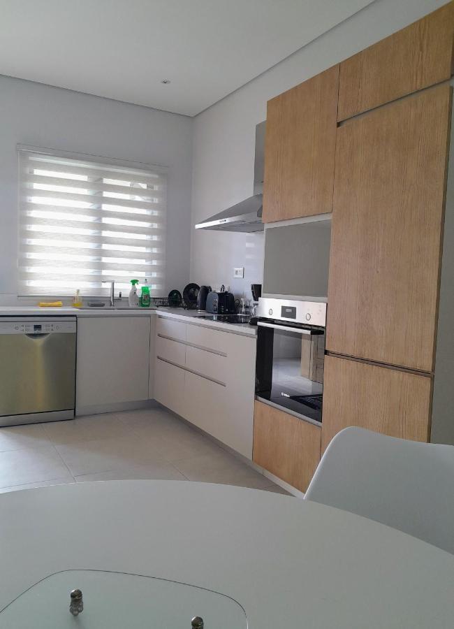 Appt Neuf De 2Ch Ds Residence Avec Piscine, Route Cotiere Grand Baie Exterior foto