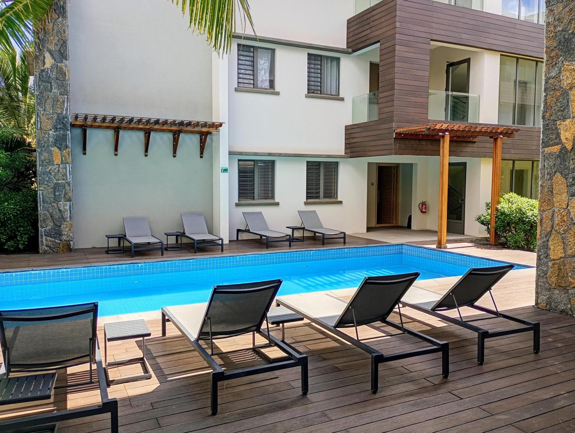 Appt Neuf De 2Ch Ds Residence Avec Piscine, Route Cotiere Grand Baie Exterior foto